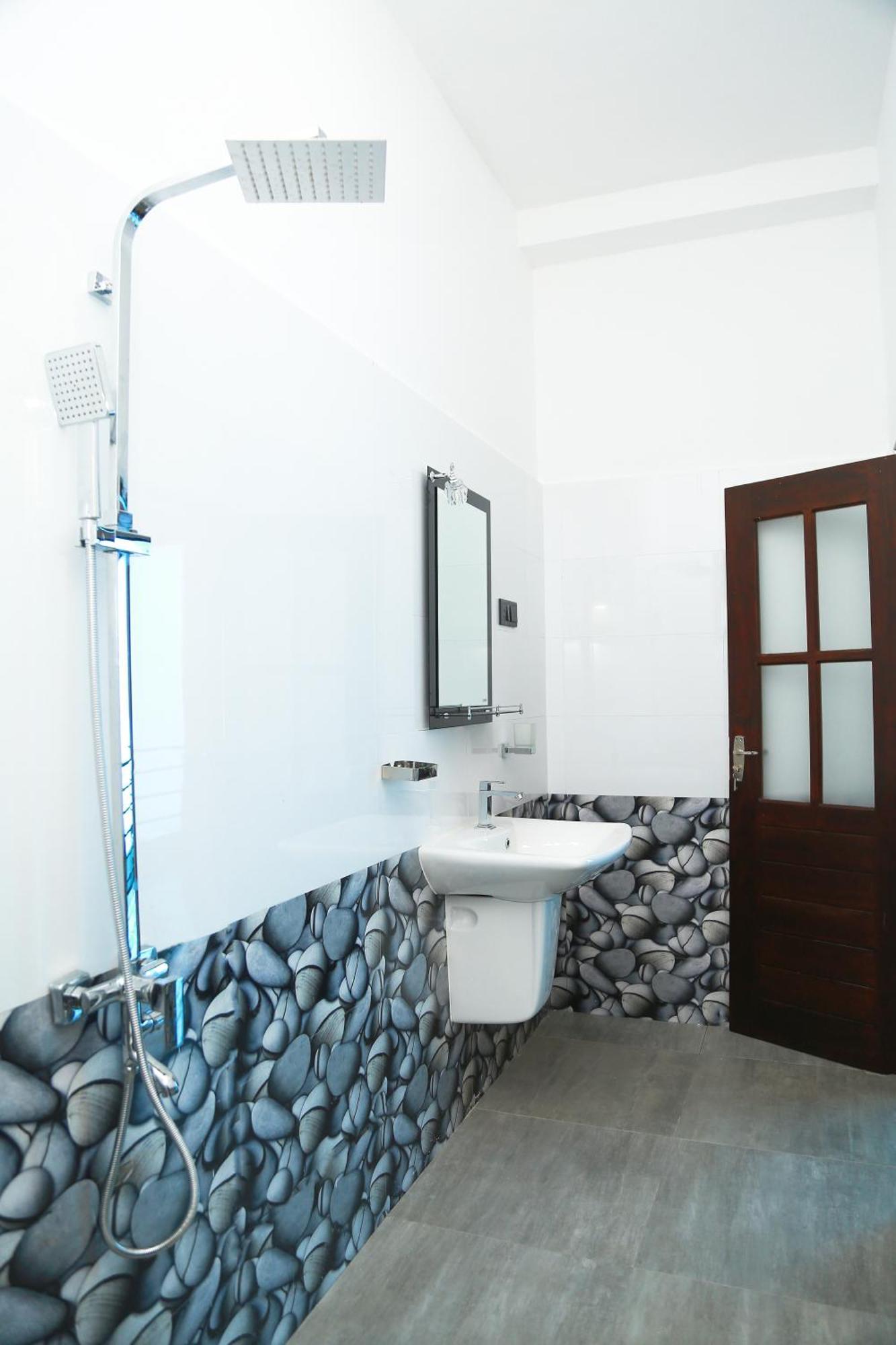 Camellia Hotel & Restaurant מיריסה מראה חיצוני תמונה